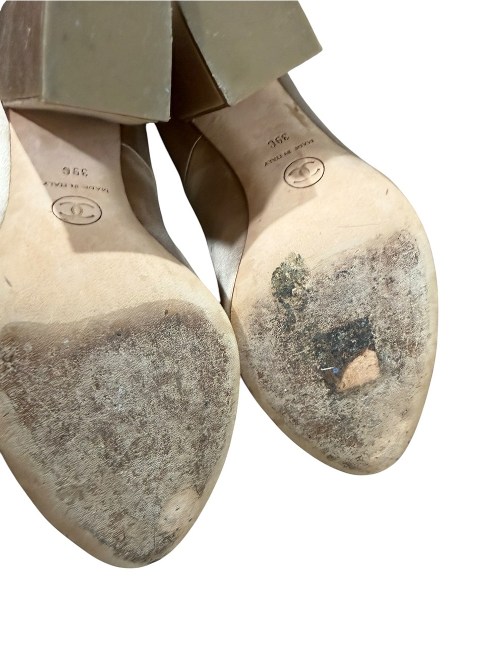 CHANEL 09A Satin Cap Toe Block Heel Pumps Nude Black CC Logo Size 39C - Picture 13 of 13